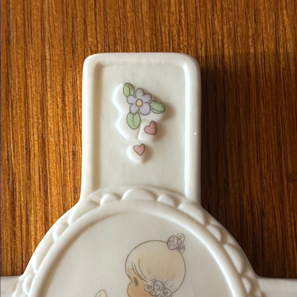 1990 Precious Moment White Cross - Picture 5 of 11